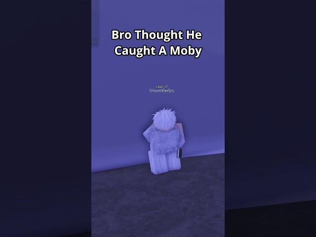 Noob THOUGHT HE CAUGHT A MOBY?! #roblox #robloxfisch #fisch