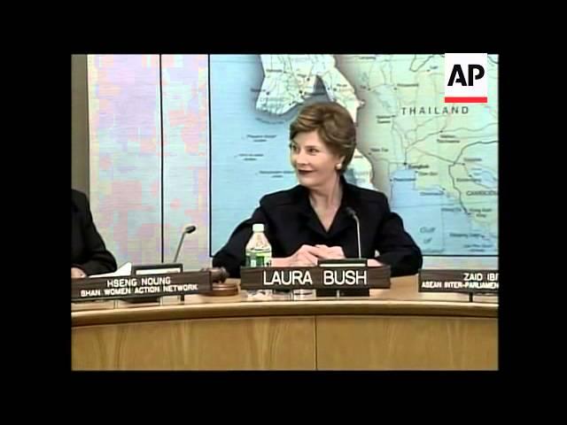 Laura Bush holds roundtable on them 'Democratic Voice of Burma'