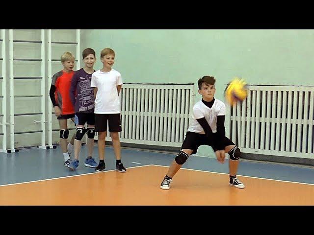 The volleyball training. Children. Full version