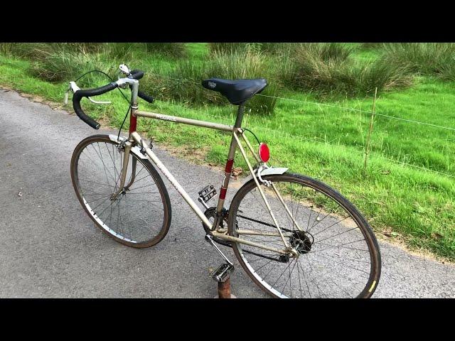 Raleigh Medale 10 speed road bike