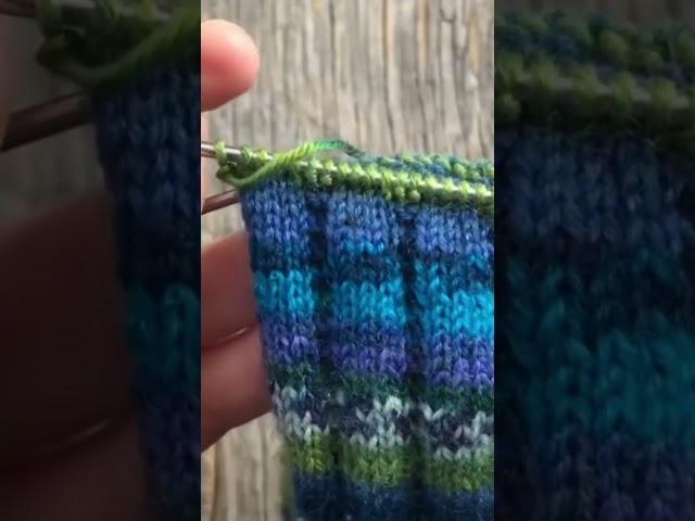 How to Use a Magic Loop #knittingtechniques