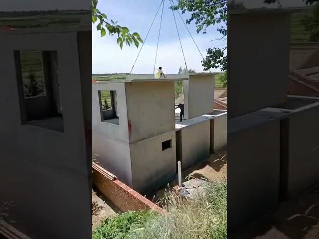 prefabricated house construction‍️