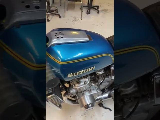 Suzuki - GT750 - 1976