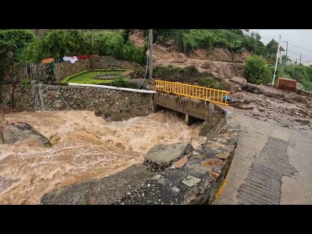 Daños por las crecidas de ríos y arroyos en Acapulco por Huracán John al día 26 de septiembre 2024