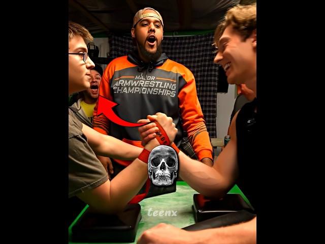 16 years old guy beats Brandon William in arm wrestling 
