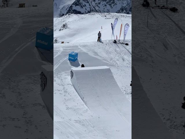 Hope you are pressing the like button ️ or even subscribe ️ #skiing #snowboarding #snow