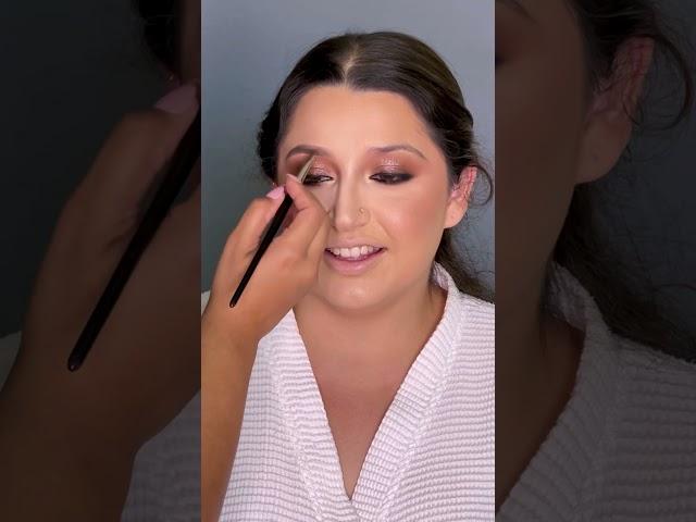 The MOST STUNNING bronze makeup look!  #neetujosh #mua #makeuptutorial #makeupartist #tutorial