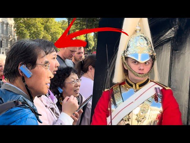 King’s Guard Told them Off for being an IDIOT at Horse Guards