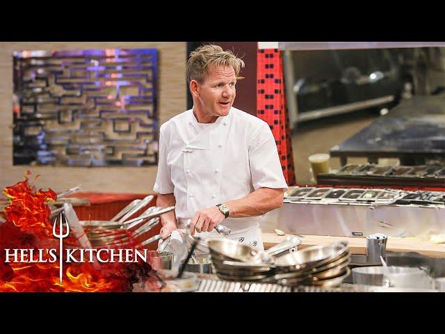 Gordon Ramsay Cooks AGAINST The Chefs in Hell's Kitchen