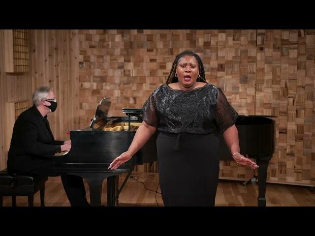 Victoria A. Davis sings Non mi dir