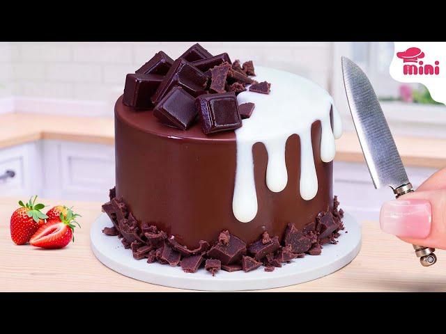  The Best Miniature Hershey's Chocolate Cake Decorating Ideas | Mini Bakery