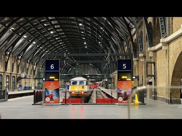 London trains Timelapse