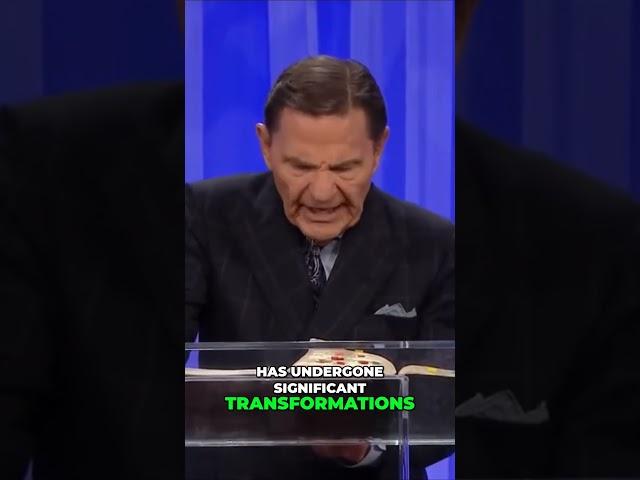 With a Net Worth of $300 Million Kenneth Copeland is the Richest Pastor in the World