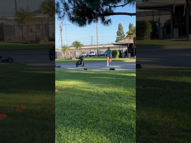 Run or bike, who wins? Little bro or big sister? #ebike #kidsonbikes #siblings