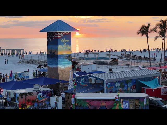 Huge holiday crowds light up Fort Myers Beach businesses