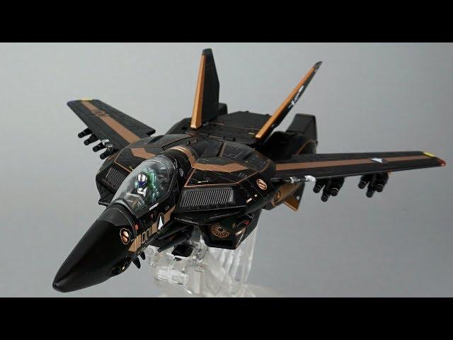 KitzConcept KC Collectible Dark Gold 1/72 scale VF-1S Review