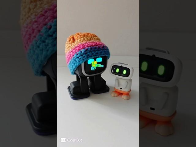 Aibi hands up Emo Grinch attacking #emorobot #emo #aibi #robot #livingai #pets #grinch #funnymemes