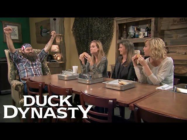 Duck Dynasty: Willie’s Boss Hog Bologna Sandwich Taste Test (Season 7 Flashback)