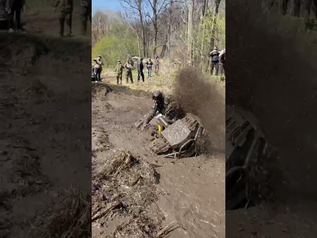 Вышел из зоны комфорта ! Грязевой фонтан . #offroad