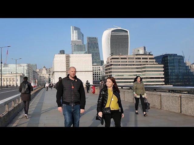 London Summer Walk 2024 | 4K HDR Virtual Tour around London Bridge, National Theatre