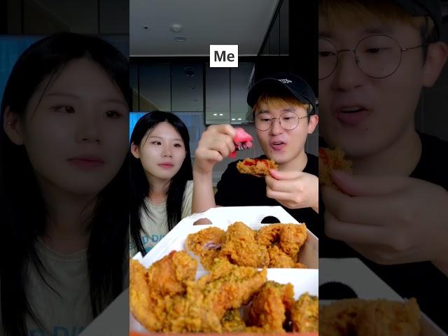 How to eat chicken with a girl