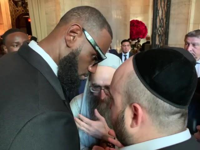 LeBron James getting a Bracha from Kabbalist Rabbi Pinto