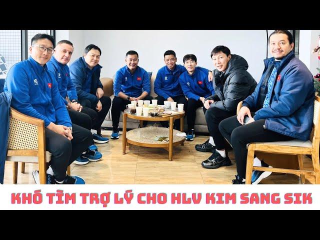 HLV Kim Sang Sik khó  tìm trợ lý - Đình Bắc tỏa sáng, trụ cột SEA Games