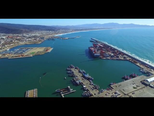 Puerto de Ensenada - Garage photostudio Drone view