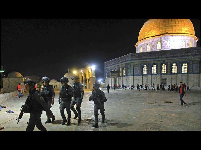 AL AQSA - Saturday 28th Oct The worshipers Enter in Masjid Al AQSA For Fajar Prayer