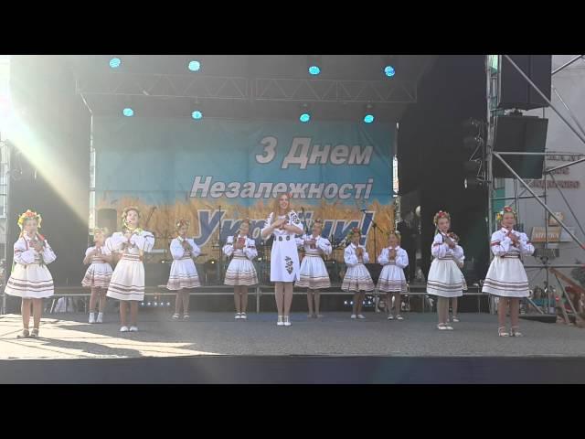 Естрадний хор "Кольорові ноти"