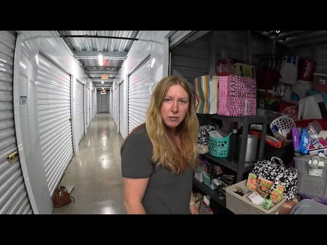 I Bought Stolen Merchandise FULL OF MONEY In Storage Locker