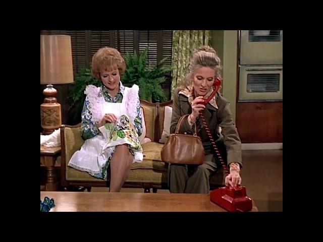 An Innocent Soufflé - The Mary Tyler Moore Show (S4:E1)