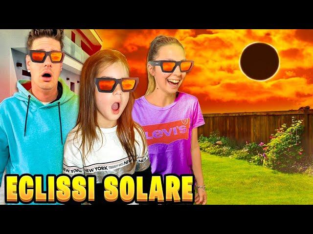 AURORA E PAPÀ MIKE SOPRAVVIVIAMO AD UN ECLISSI SOLARE CALDA CON I NOSTRI AMICI E LAURA PER 24 ORE!