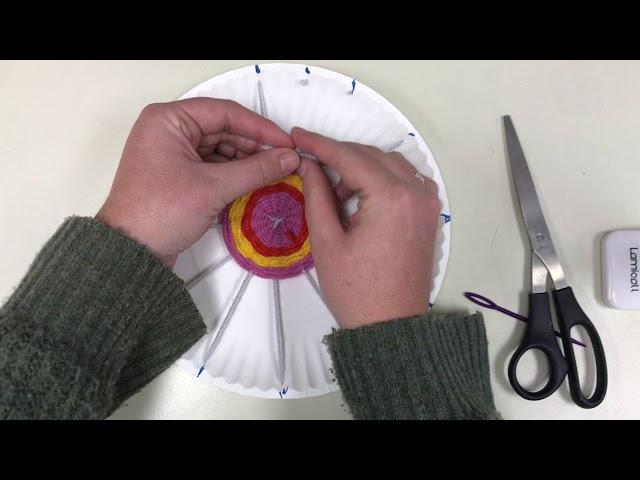 How to finish your paper plate weaving