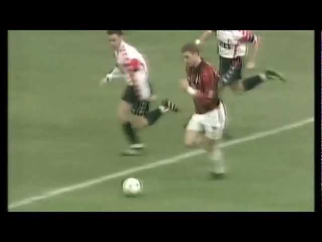 Shevchenko grande gol [Milan-Bari, 2001]