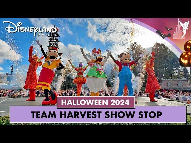  Mickey's Halloween Celebration team harvest show stop at Disneyland Paris 2024