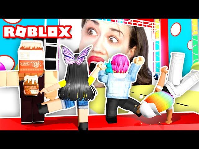 HILARIOUS Hole In the Wall With Friends! (Roblox)