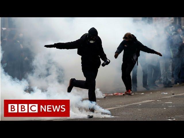 France paralysed by biggest strike in years - BBC News