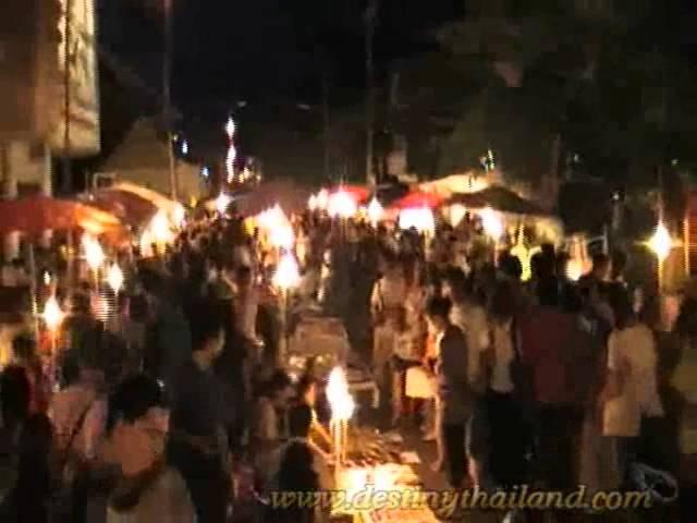 ถนนคนเดินเชียงใหม่ Chiangmai walking street