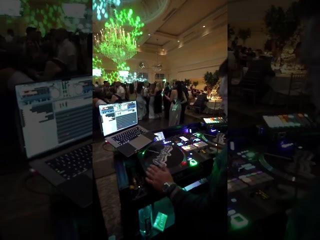 NJ Wedding DJ Mixing Live - 1 min of awesome