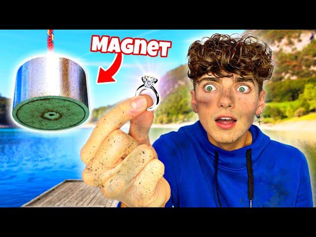 Finding LOST TREASURE At The Bottom Of Lakes!