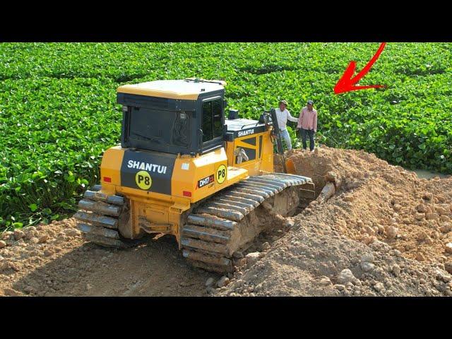 Excellent !! Massive Bulldozer SHANTUI DH 17 C3 Using Power push soil filling up with Heavy Truck