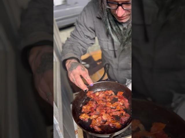 Van Life ~ Cooking with Cast Iron #vanlife #locs #offgridliving