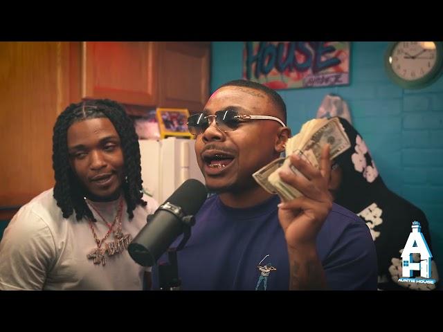 StackSum Dtay - Like Mike |  Auntie House Performance ️
