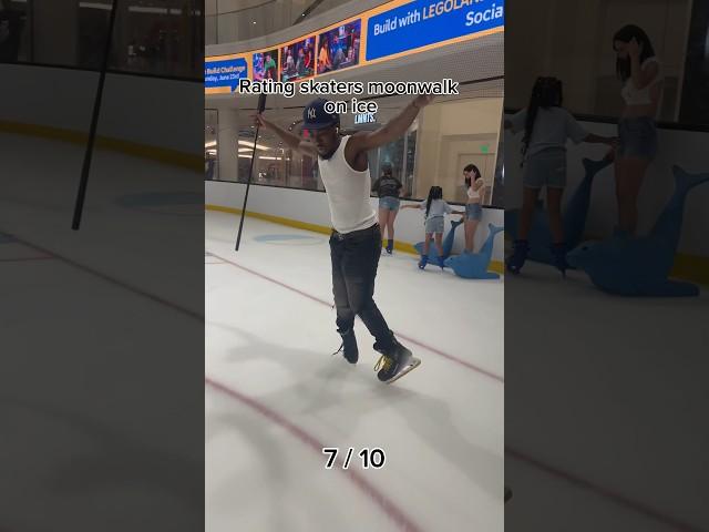 Rating skaters moonwalk on ice #hockey #iceskate #skate #figureskating #moonwalk alk