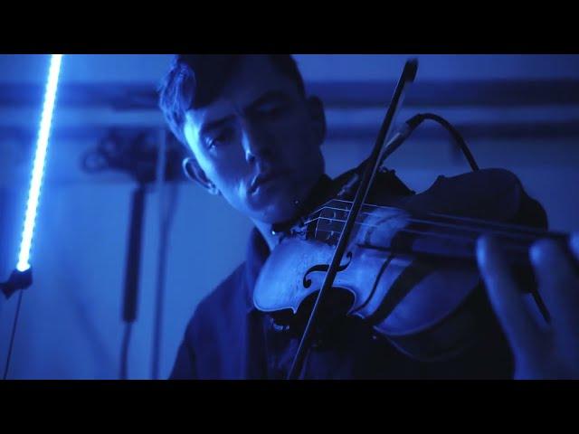 Quade - 'Spiral' Live at Factory Studios, Bristol