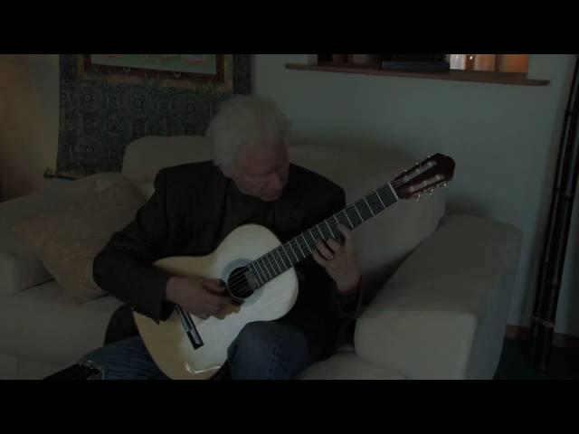 Thames guitar with Tornavoz