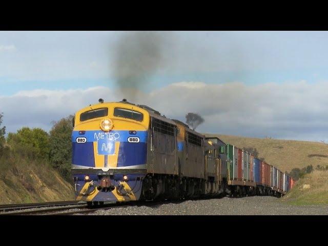 Classic EMD Diesel Locomotives Charge Upgrade - PoathTV Australian Railways & Trains