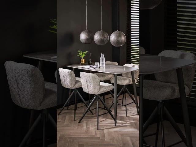 Table Haute Cuisine 4 Personnes : Style et Fonctionnalité