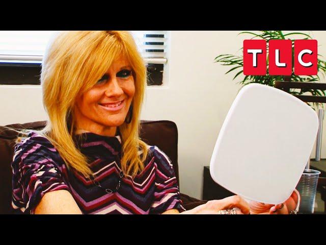 This Woman Is Addicted to Makeup | My Strange Addiction | TLC